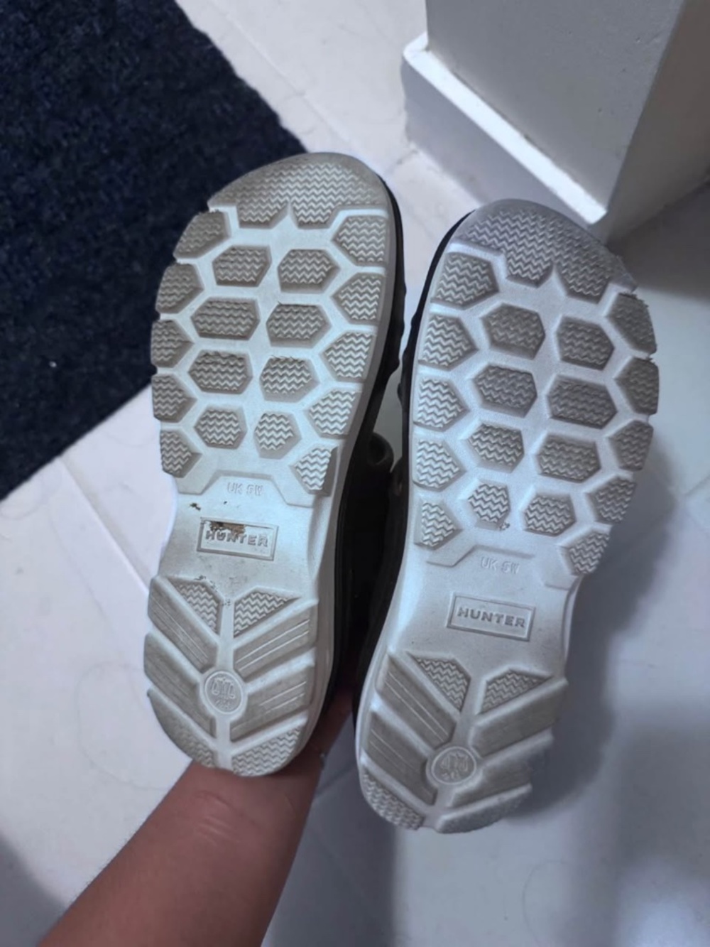 hunter bloom algae foam sandals